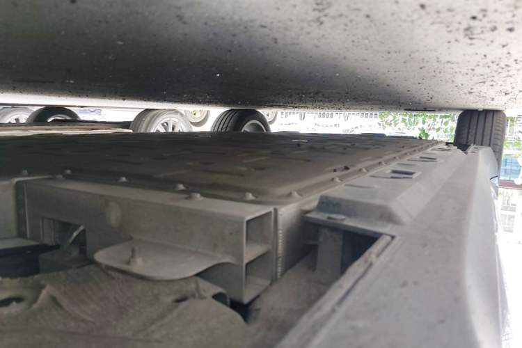 Used Hongqi E-QM5 2024 500km Range Edition Right Side Sill