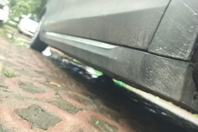 Used Hongqi E-QM5 2024 610 km PLUS Right Side Sill