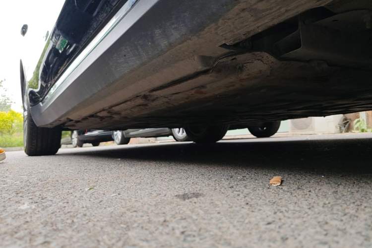 Used Hongqi E-QM5 2024 610 km PLUS Right Side Sill