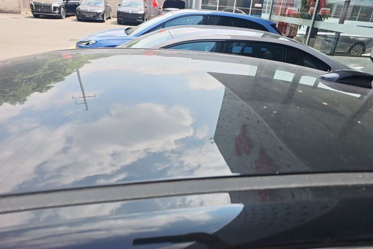 Used Hongqi E-QM5 2024 450km Range Commuter Version Roof