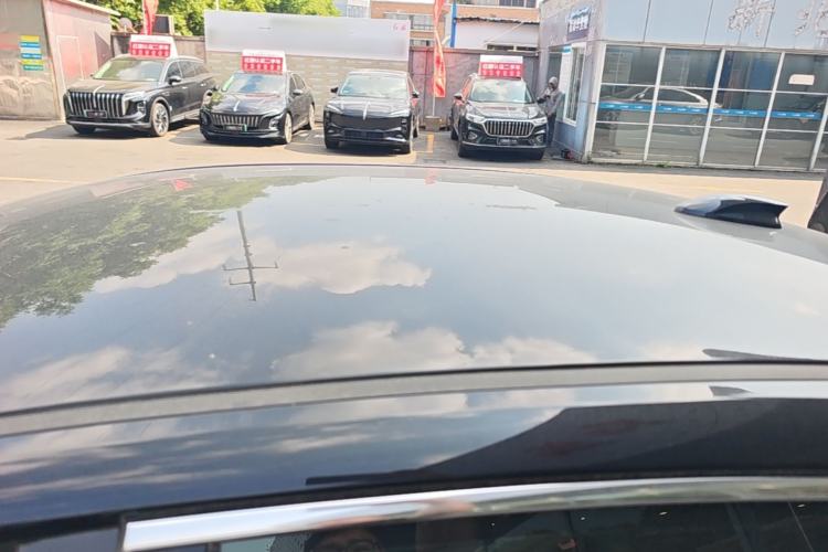 Used Hongqi E-QM5 2024 450km Range Commuter Version Roof