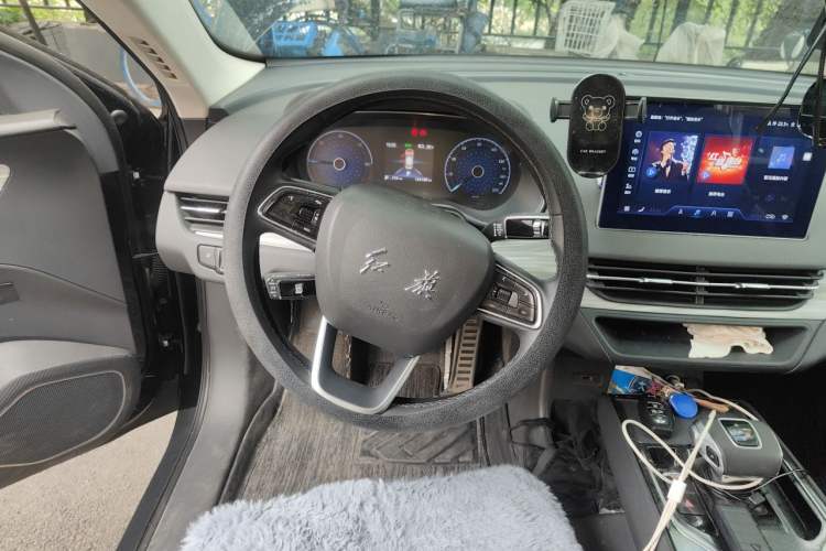 Used Hongqi E-QM5 2024 610 km PLUS Steering Wheel