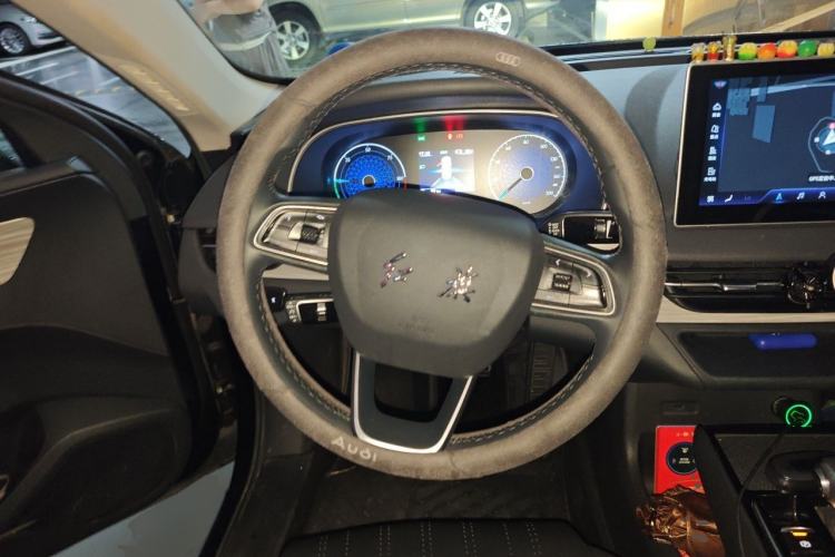 Used Hongqi E-QM5 2024 610 km PLUS Steering Wheel