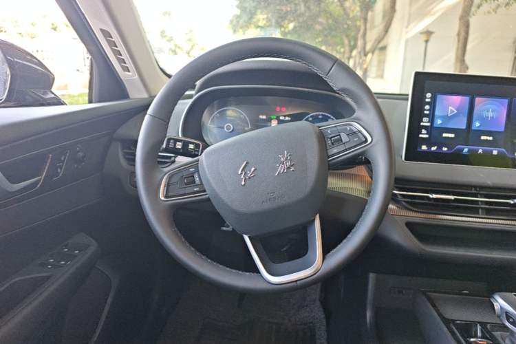 Used Hongqi E-QM5 2024 450km Range Commuter Version Steering Wheel