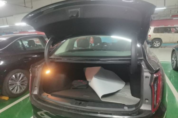 Used Hongqi E-QM5 2024 500km Range Edition Trunk
