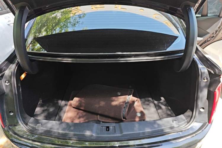 Used Hongqi E-QM5 2024 500km Range Edition Trunk