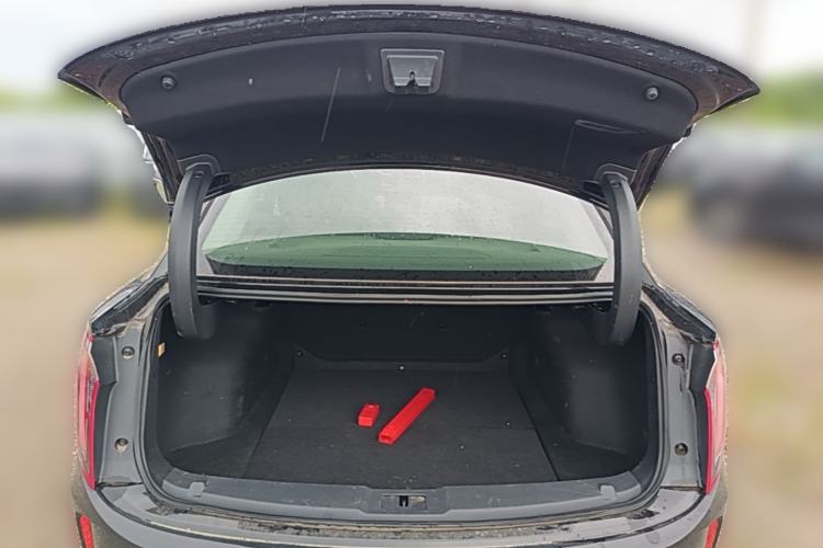 Used Hongqi E-QM5 2024 500km Range Edition Trunk
