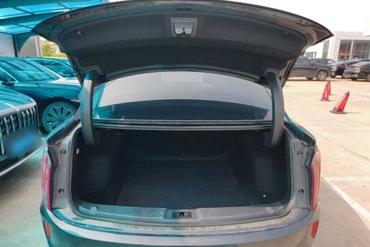 Used Hongqi E-QM5 2024 560km PLUS Trunk