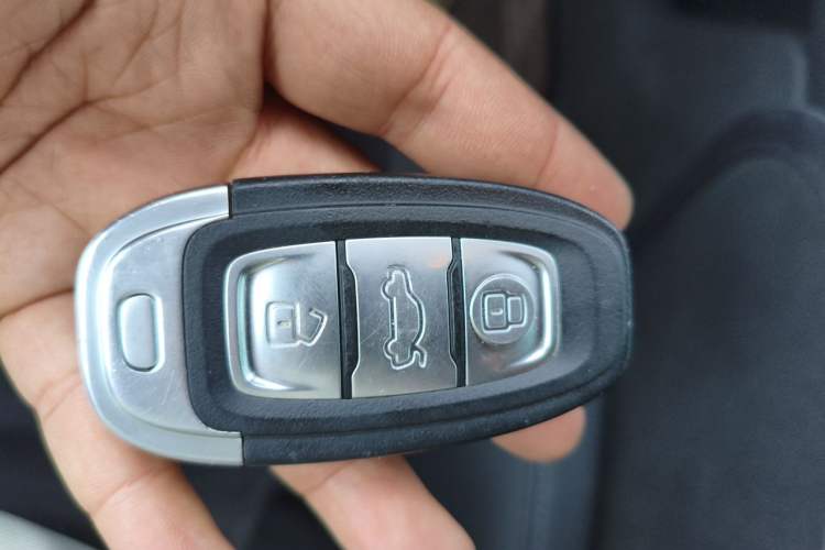 Used Hongqi E-QM5 2024 500km Range Edition Vehicle Key