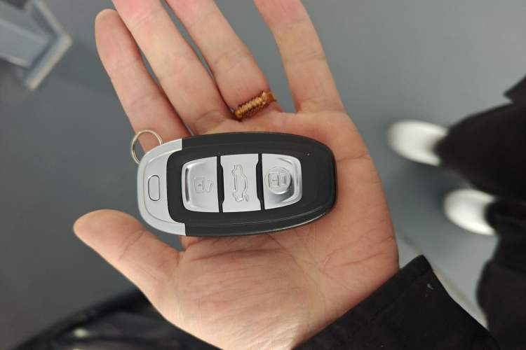 Used Hongqi E-QM5 2024 560km PLUS Vehicle Key