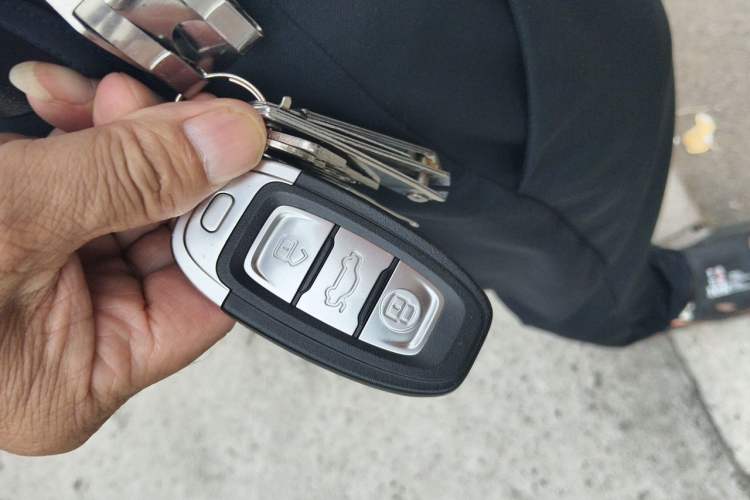 Used Hongqi E-QM5 2024 610 km PLUS Vehicle Key