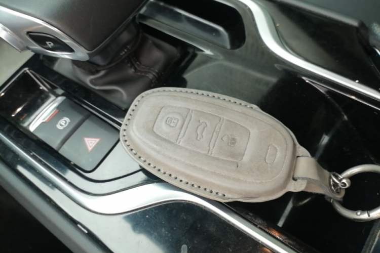 Used Hongqi E-QM5 2024 610 km PLUS Vehicle Key