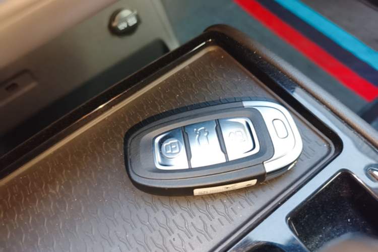 Used Hongqi E-QM5 2024 560km PLUS Vehicle Key