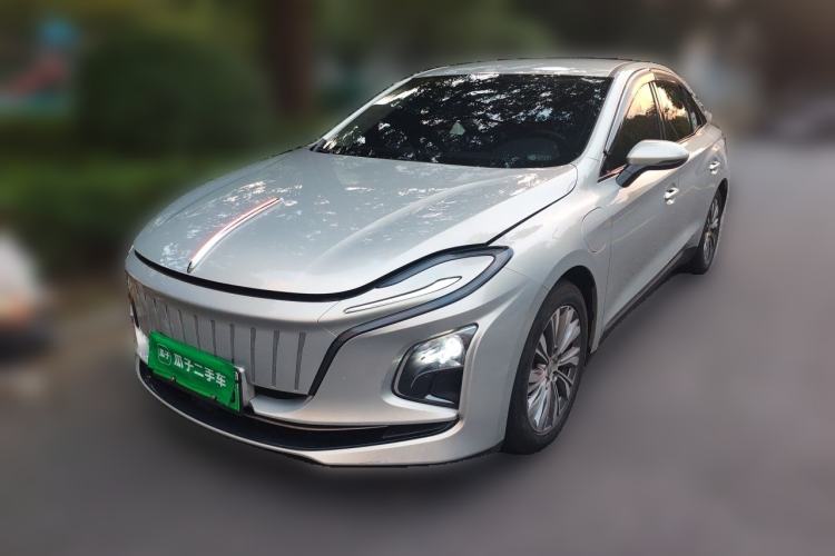 Hongqi E-QM5 2024 610 km PLUS