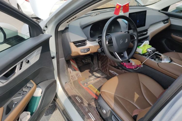 Used Hongqi E-QM5 2024 610 km PLUS Driver Seat