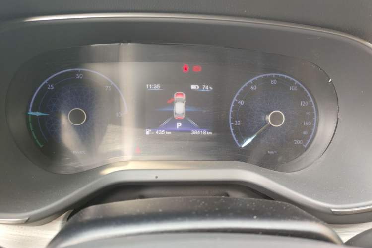 Used Hongqi E-QM5 2024 610 km PLUS Instrument Cluster