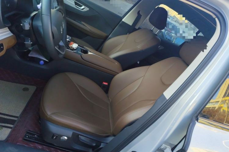 Used Hongqi E-QM5 2024 610 km PLUS Left Front Seat
