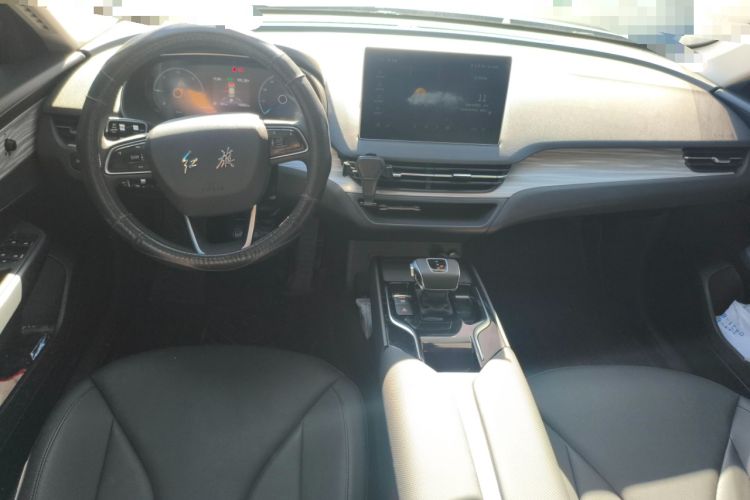 Used Hongqi E-QM5 2024 610 km PLUS Center Console