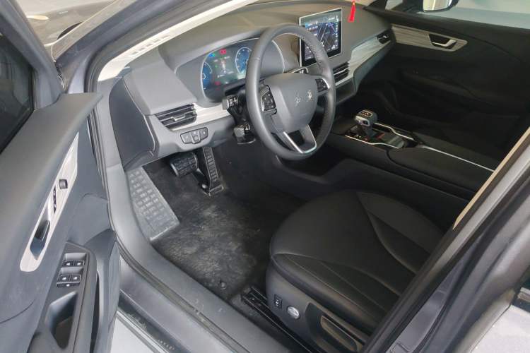 Used Hongqi E-QM5 2024 610 km PLUS Driver Seat