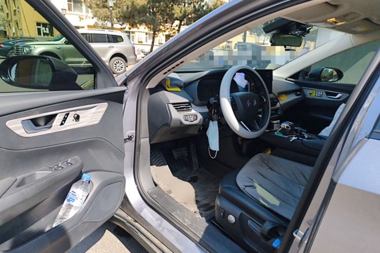 Used Hongqi E-QM5 2024 610 km PLUS Driver Seat