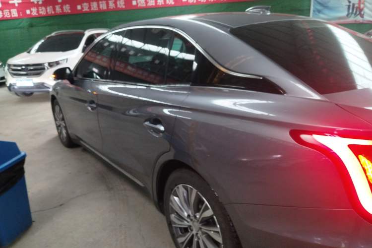 Used Hongqi E-QM5 2024 610 km PLUS Exterior 3