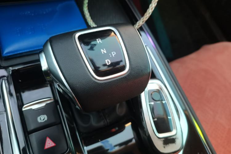 Used Hongqi E-QM5 2024 610 km PLUS Gear Lever