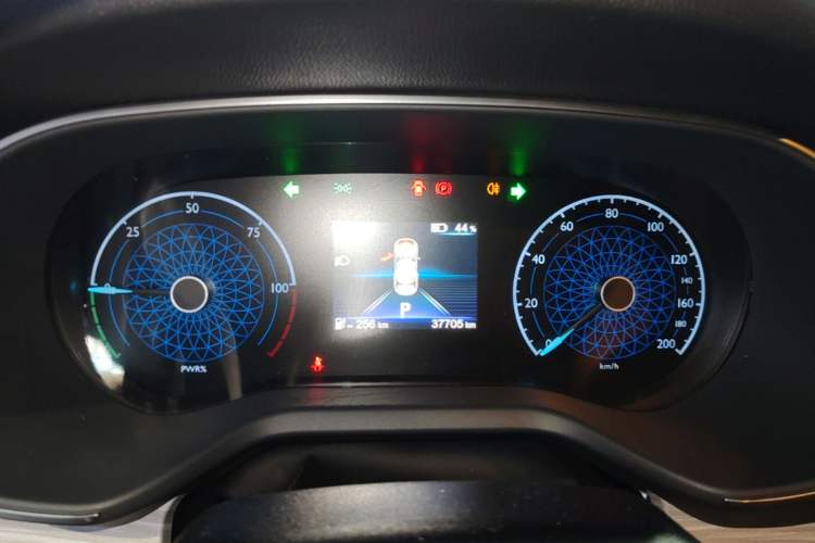 Used Hongqi E-QM5 2024 610 km PLUS Instrument Cluster