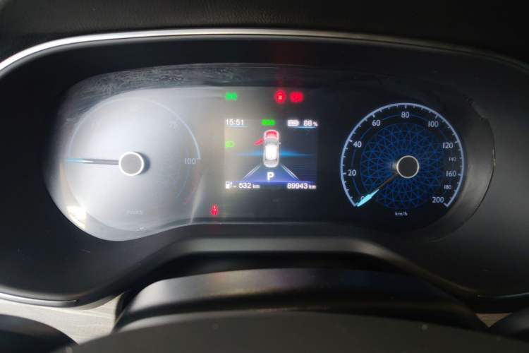 Used Hongqi E-QM5 2024 610 km PLUS Instrument Cluster