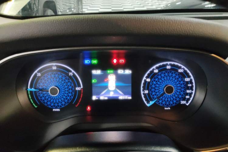 Used Hongqi E-QM5 2024 610 km PLUS Instrument Cluster