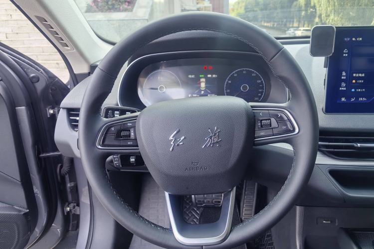 Used Hongqi E-QM5 2024 610 km PLUS Interior 2