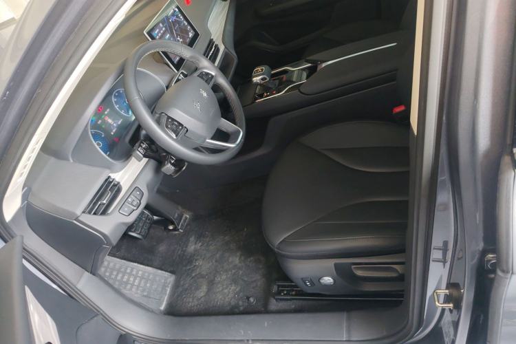 Used Hongqi E-QM5 2024 610 km PLUS Left Front Seat
