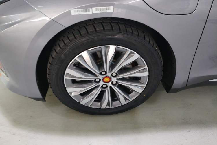 Used Hongqi E-QM5 2024 610 km PLUS Left Front Wheel Hub