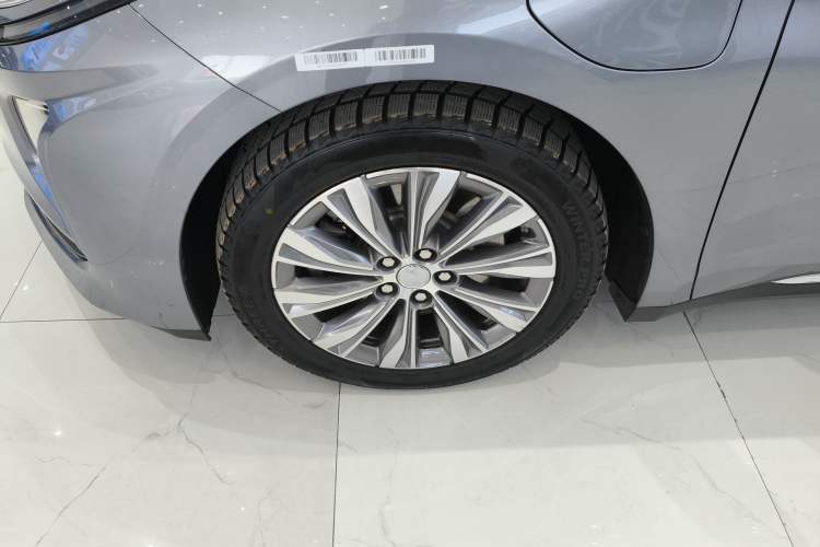 Used Hongqi E-QM5 2024 560km PLUS Left Front Wheel Hub