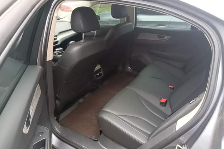 Used Hongqi E-QM5 2024 610 km PLUS Left Rear Seat