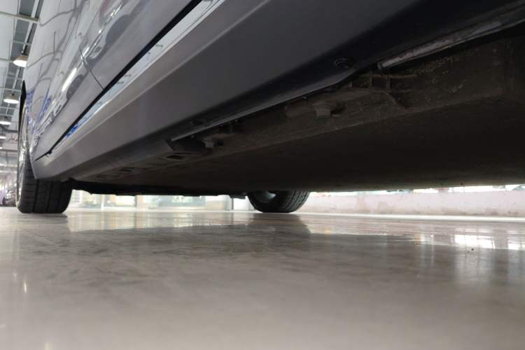 Used Hongqi E-QM5 2024 610 km PLUS Left Side Sill
