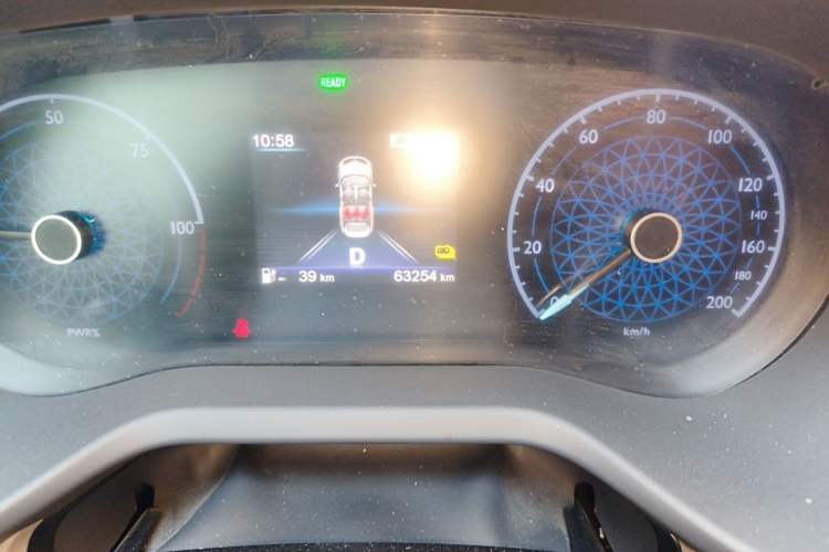 Used Hongqi E-QM5 2024 610 km PLUS Odometer Close Up