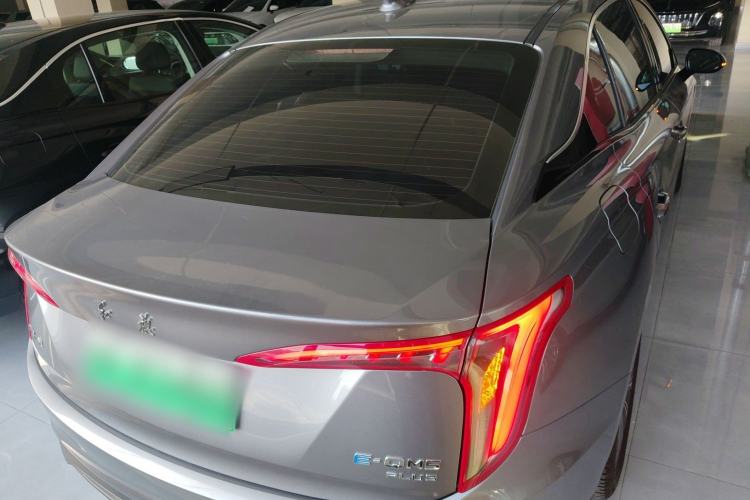 Used Hongqi E-QM5 2024 610 km PLUS Rear Right 45 Deg