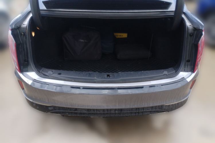 Used Hongqi E-QM5 2024 610 km PLUS Trunk