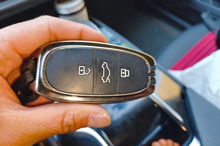 Used Hongqi E-QM5 2024 610 km PLUS Vehicle Key