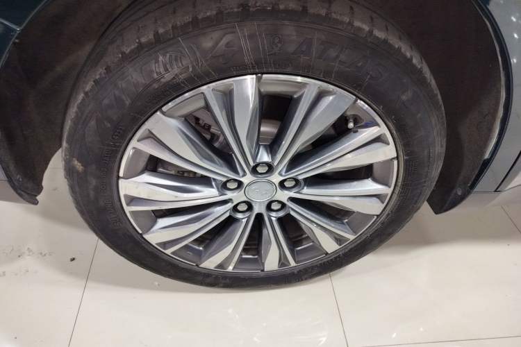 Used Hongqi E-QM5 2024 610 km PLUS Exterior 8