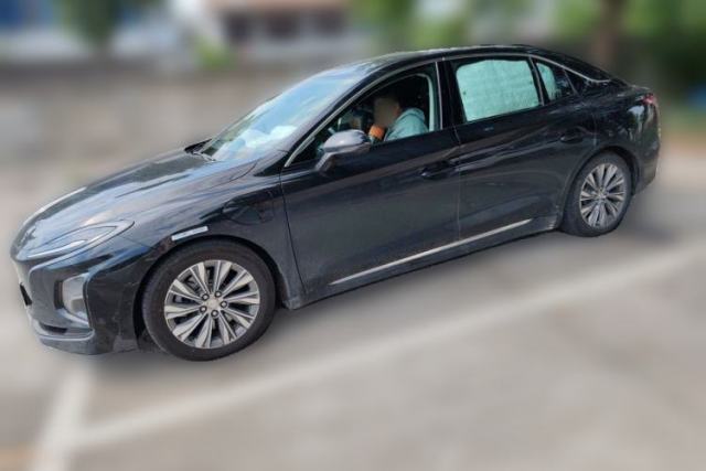 Used Hongqi E-QM5 2024 610 km PLUS
