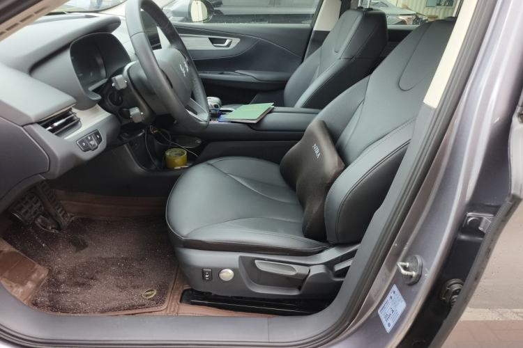 Used Hongqi E-QM5 2024 610 km PLUS Left Front Seat