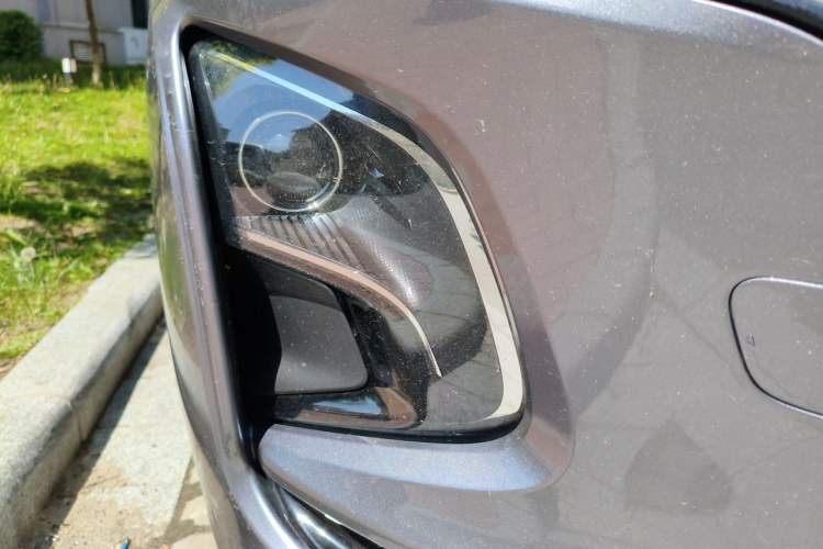 Used Hongqi E-QM5 2024 610 km PLUS Right Front Headlight