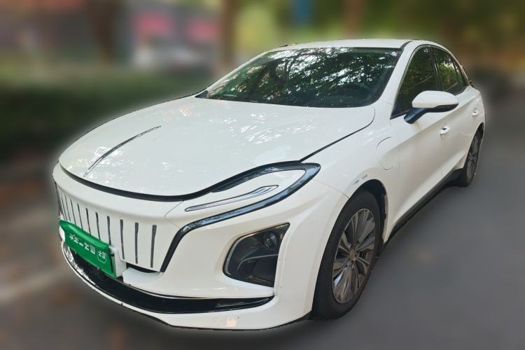 Hongqi E-QM5 2024 610 km PLUS