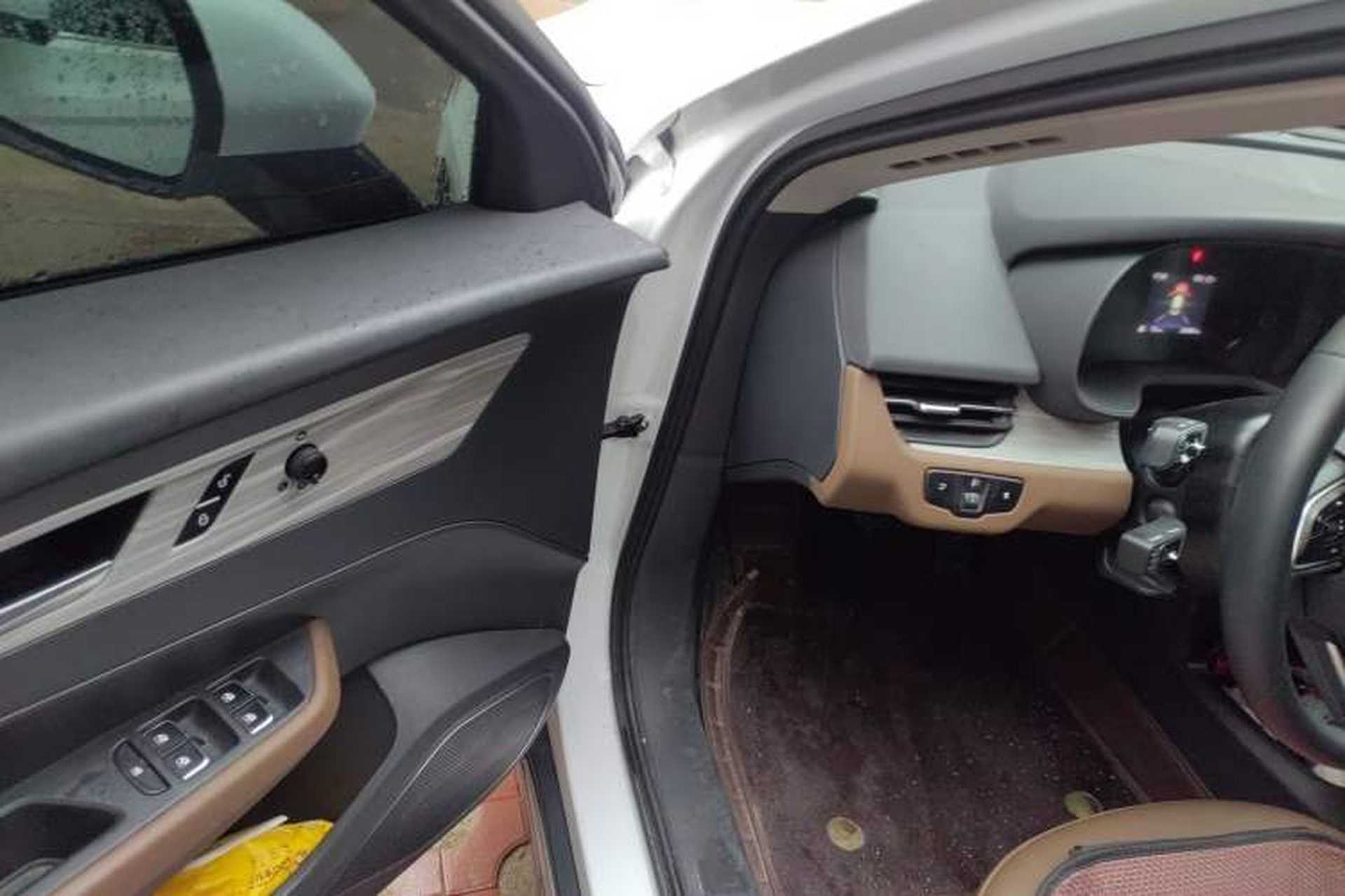 Used Hongqi E-QM5 2024 610 km PLUS Driver Seat