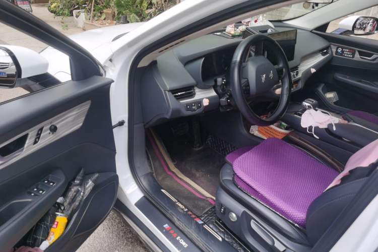 Used Hongqi E-QM5 2024 500km Range Edition Driver Seat