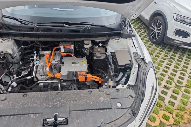 Used Hongqi E-QM5 2024 500km Range Edition Engine Bay Left