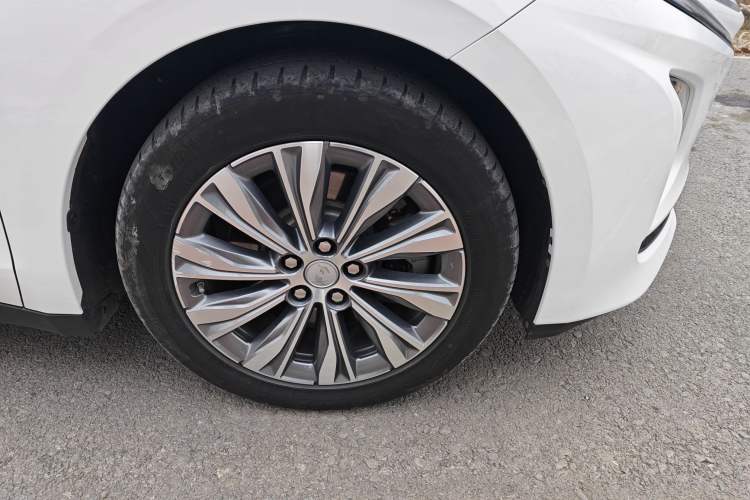 Used Hongqi E-QM5 2024 500km Range Edition Exterior 4