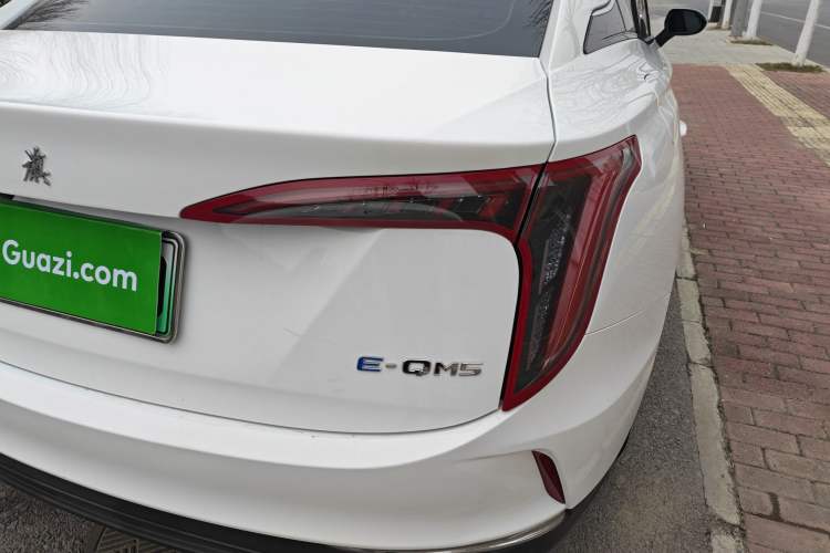Used Hongqi E-QM5 2024 500km Range Edition Exterior 8
