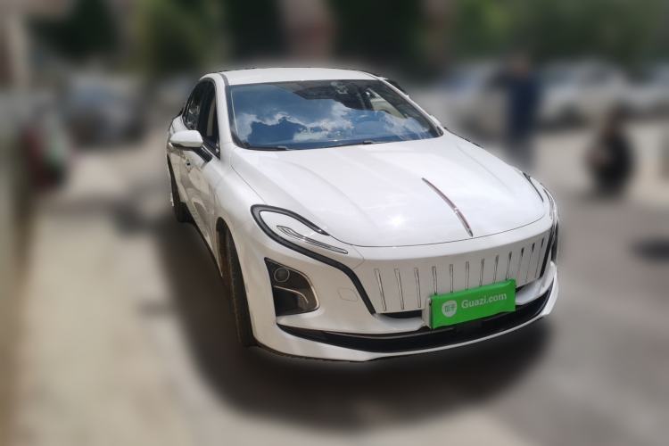 Used Hongqi E-QM5 2024 500km Range Edition Front Right 45 Deg